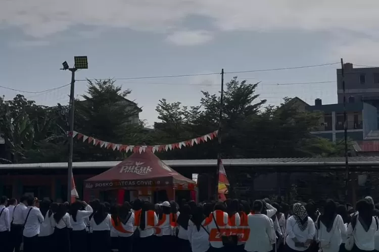 Pelantikan anggota KPPS Kelurahan CIBUBUR (Foto/instagram @kabarcibubur24jam)