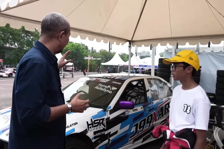 Verrel berhasil meraih kemenangan keempat berturut-turut di Indonesia Drift Series (IDS) . (Foto/Youtube Fitra Eri)