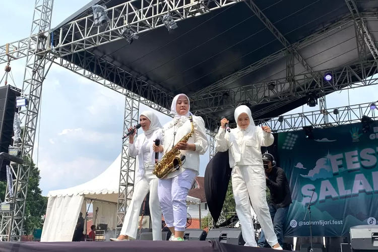 Penampilan WANITA Group Sukses Meriahkan Festival Salam 5 Jari Bogor. (Foto/Tim Publikasi.)