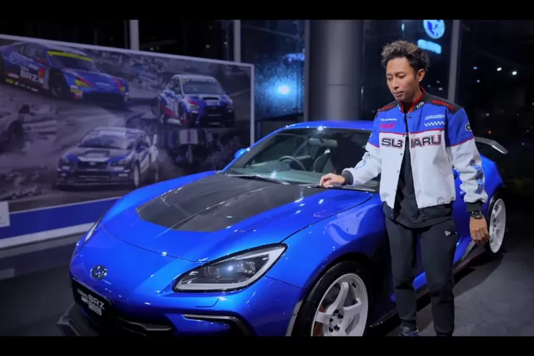 Peluncuran Subaru BRZ Drift Edition, hasil kolaborasi antara Subaru Indonesia dan Garasi Drift, menyoroti inovasi otomotif dengan edisi terbatas dan fitur khusus yang mendukung kebutuhan drifting serta kenyamanan penggunaan harian. (Youtube Garasi Drift)