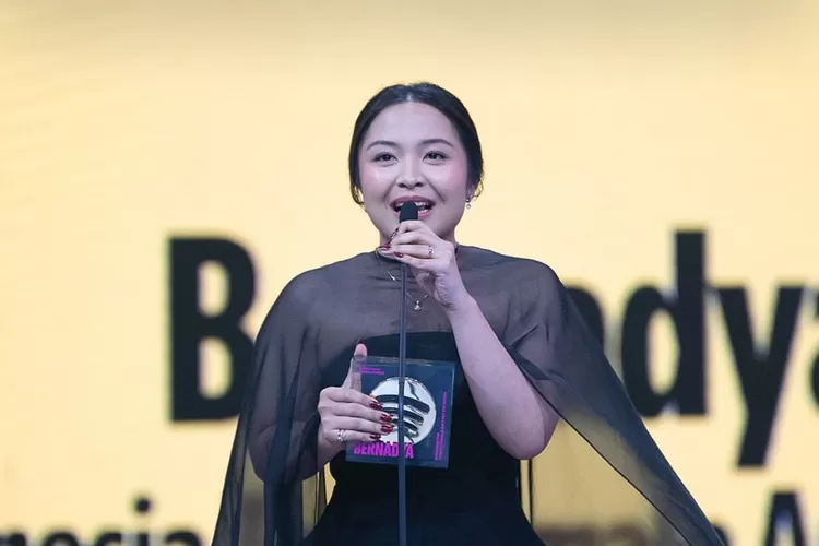 potret kemenangan Bernadya Ribka di Spotify Wrapped 2024 (instagram @spotifyid)