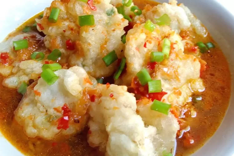 Resep dan Cara Membuat Cireng Kuah. Foto: Youtube.