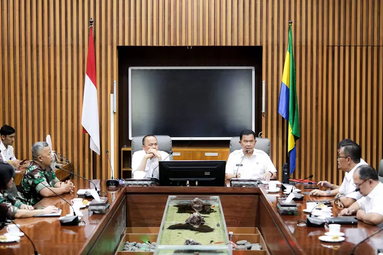 Pemkot Bandung dan Kodim 0618/BS Bersinergi Bangun Dapur Sehat untuk Mendukung Program Makan Bergizi. (Foto/Humas Pemkot Bandung.)