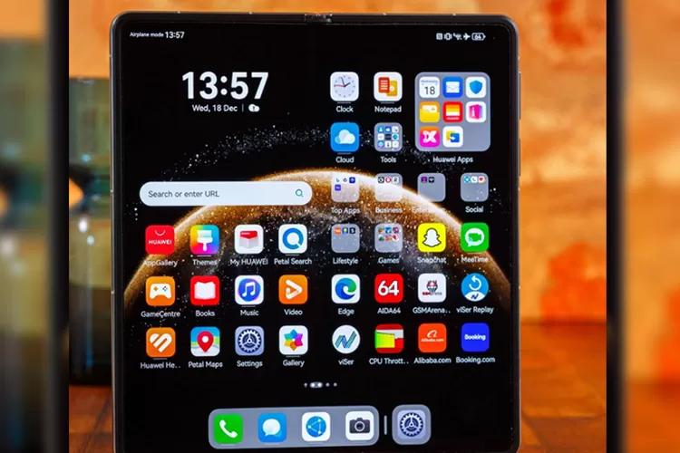 Review Huawei Mate X6.