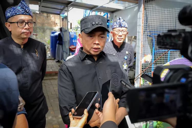 Pemkot Bandung Beri Teguran Keras kepada Pengelola Pasar Caringin Soal Sampah. (Foto/humas Pemkot Bandung.)