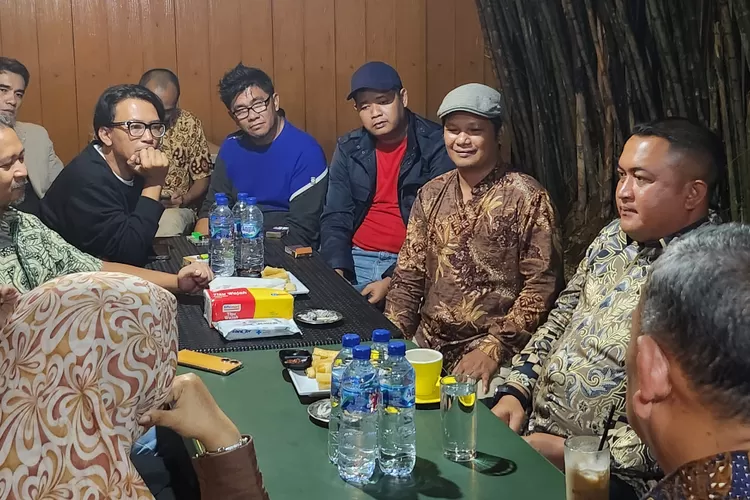 Rudy Susmanto Saat Bersilaturahmi dengan Jajaran Redaksi Pojoksatu.id (Foto/Abdul Halim Trian F.)