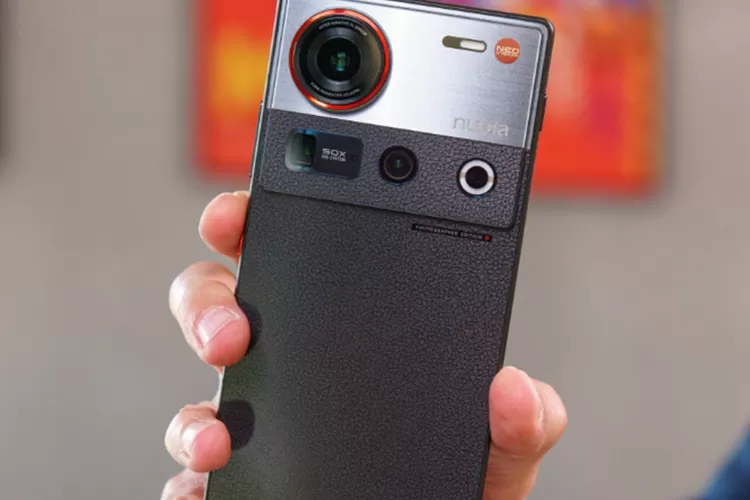 Review Nubia Z70S Ultra 5G.