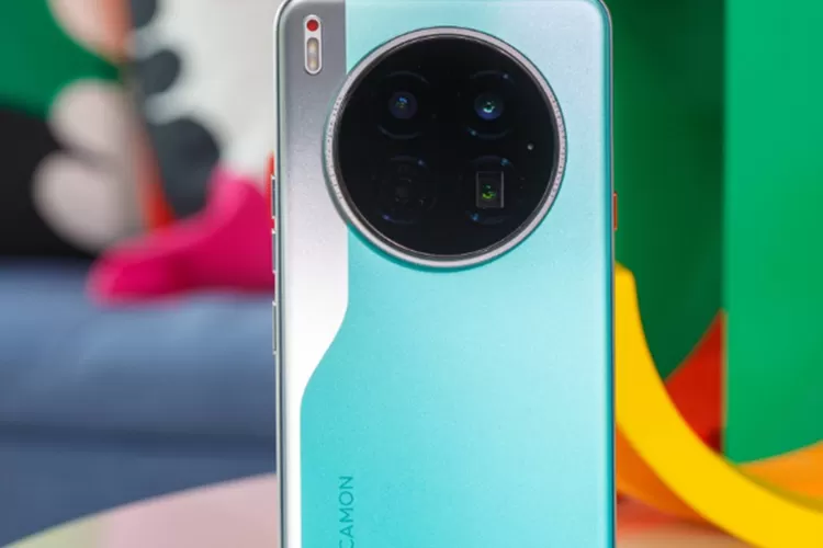 Tecno Camon 40 Premier spesifikasi lengkap, desain, dan harga jual di Indonesia.