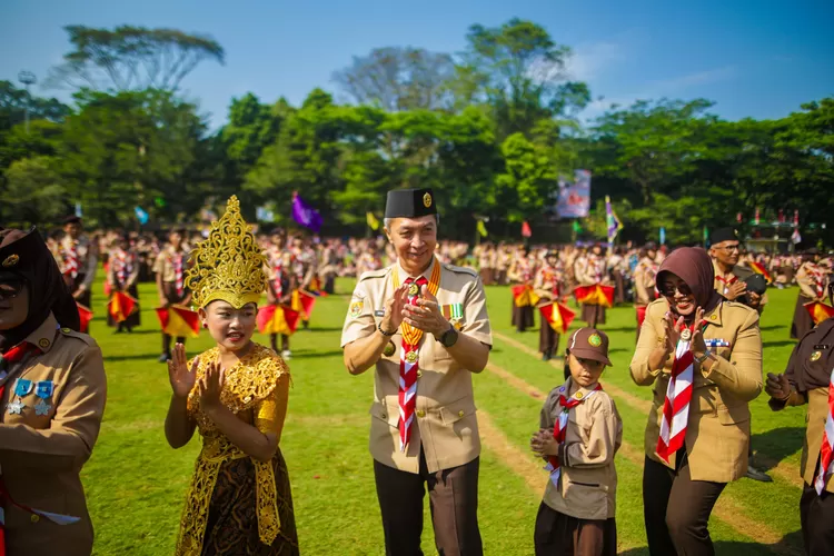 Wali Kota Bogor Dedie Rachim saat Memperingati Hari Pramuka ke-64 Tingkat Kota Bogor Tahun 2025  di Lapangan Sempur, Senin (18/8/2025). (Foto/Istimewa.)