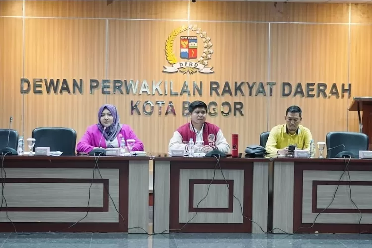 DPRD Kota Bogor menggelar Rapat Dengar Pendapat (RDP) dan Sosialisasi Raperda. (Foto/HUMPROPUB.)