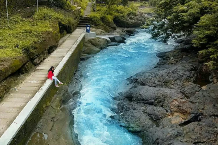 Salah satu wisata di Yogyakarta yakni Lava Bantal di Berbah, Sleman, menjadi saksi bisu pergerakan bumi jutaan tahun lalu. Foto: Istimewa.