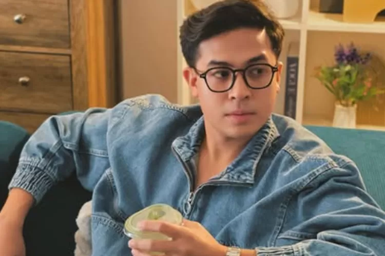 Jerome Polin meminta doa untuk kesembuhan ayahnya yang kini dirawat di rumah sakit. Foto: Instagram/@jeromepolin