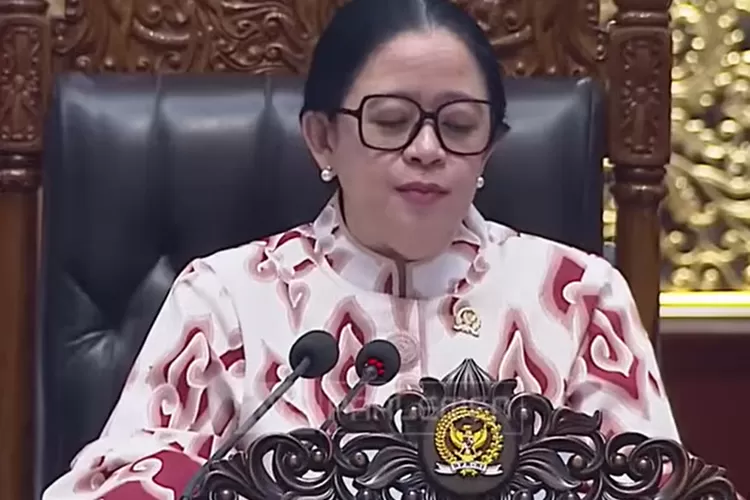 Paripurna DPR mengesahkan Revisi KUHAP menjadi undang-undang dalam sidang di Senayan, 18 November 2025. Foto Tangkapan Layar YouTube DPR RI.