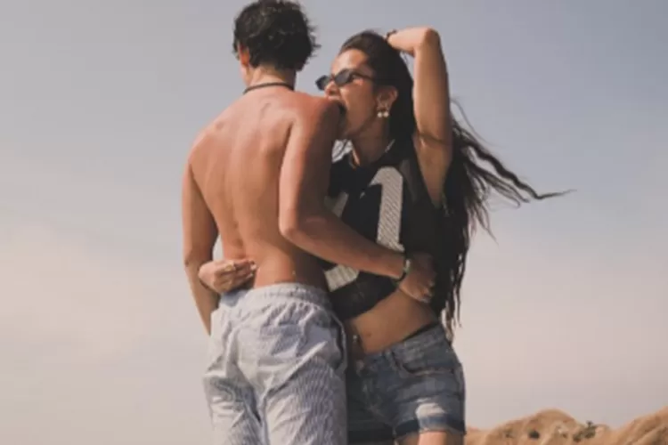 Potret kebersamaan Olla Ramlan dan Tristan Molina yang memicu sorotan publik. Foto: Instagram/@ollaramlan