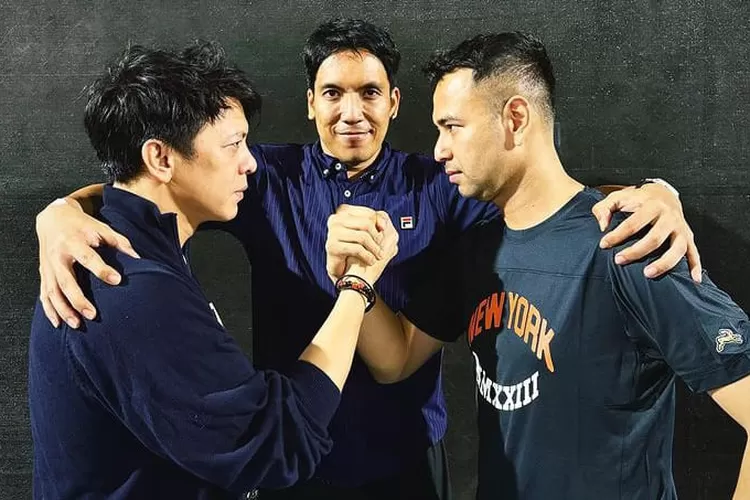 SERU! Raffi Ahmad vs Ariel Noah bakal adu jotos di atas ring tinju pada Superstar Knockout. (Instagram @raffinagita1717)