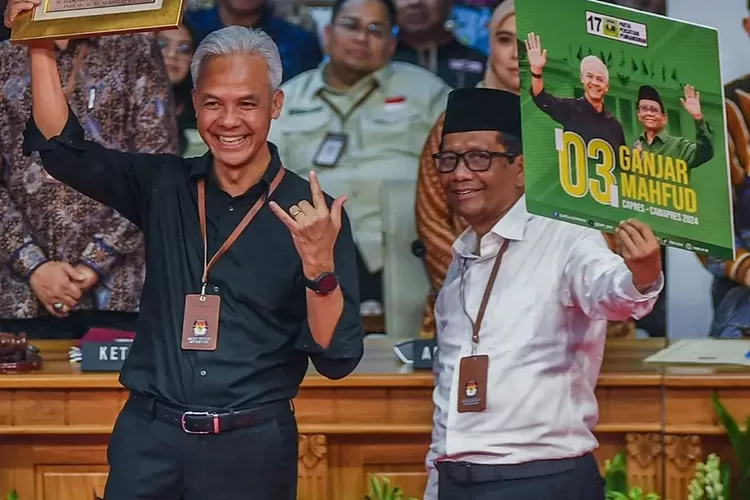 Sebulan Jelang Pilpres 2024, Elektabilitas Ganjar Mahfud Menurun ...