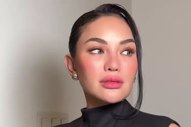 Nikita Mirzani buka suara soal pacaran dengan Rizky Irmansyah: Jodoh