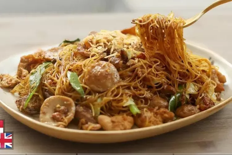Resep bihun goreng ala Solaria. (Tangkap layar Youtube Devina Hermawan)