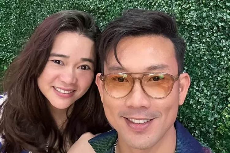 Olivia Allan Sumargo hamil, Denny Sumargo ungkapkan kegembiraan. (Tangkapan layat Instagram/@dennysumargo)