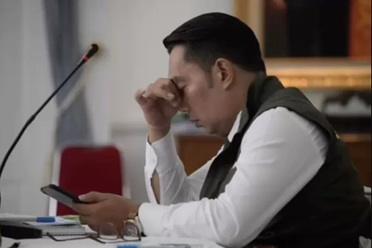 Dicap humoris, Ridwan Kamil diisukan dekat dengan Aura Kasih, netizen sindir penyakit (Instagram.com /@ridwankamil)