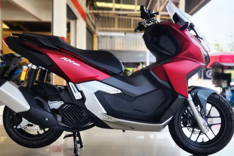 Honda Adv Warna Baru Fitur Canggih Dan Harga Terjangkau Geser Yamaha Nmax Dengan