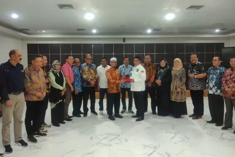 Jadi Tempat Studi Banding, Ketua DPRD Banten Terima Kunjungan Bamus DPRD Sumatera Barat