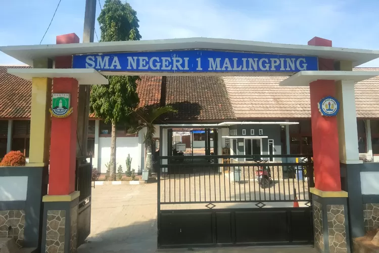 Cetak Lulusan Bermutu, Tahun Ini SMAN 1 Malingping Raih Penghargaan dari Kemendikbudristek dan BAN-S/M