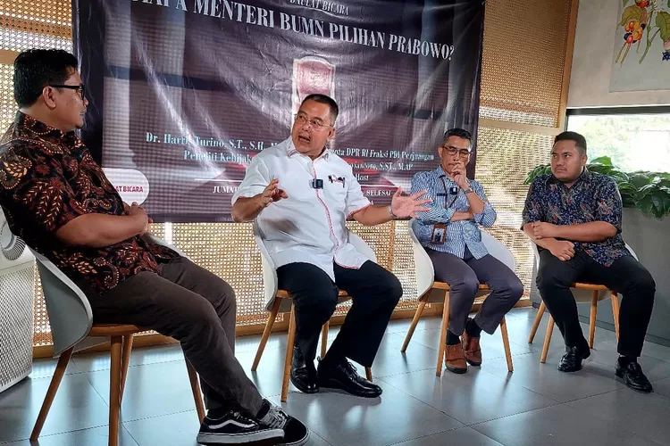 Menteri BUMN Kabinet Prabowo-Gibran Harus Profesional dan Paham Peta Ekonomi