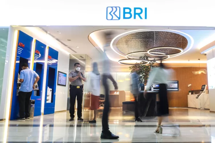 Nikmati layanan BRI saat libur Iduladha 1445 Hijriah 2024! Kantor buka dan digital siap melayani transaksi Anda dengan mudah dan nyaman. (BRI / GoraJuara.com)