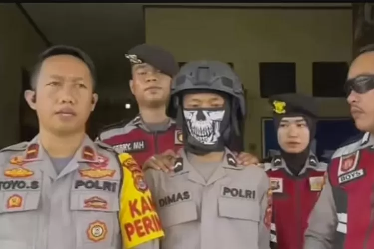 Waduh! Siswa SMP Jadi Polisi Gadungan Di Kendari, Pakai Seragam Dan ...