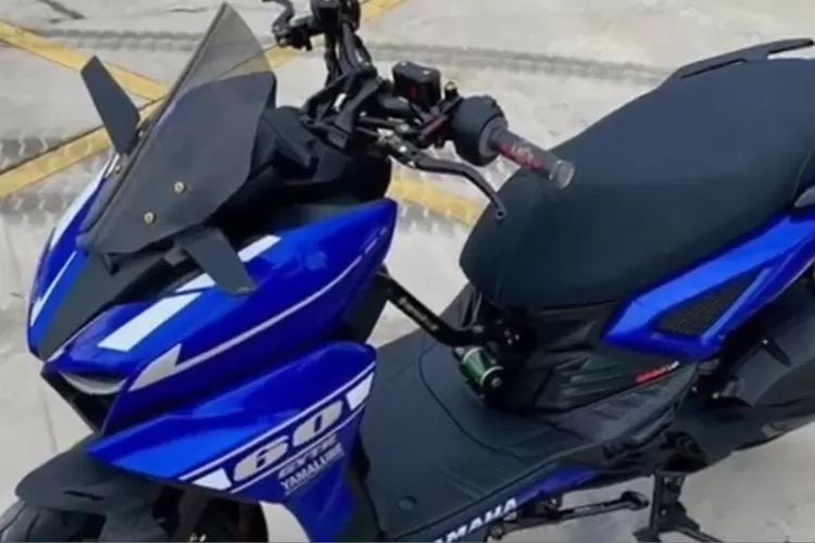 Blue Sky Yamaha Nmax Dek Rata Pakai Stang Naked Semakin Ramping Dan Cantik Honda Pcx