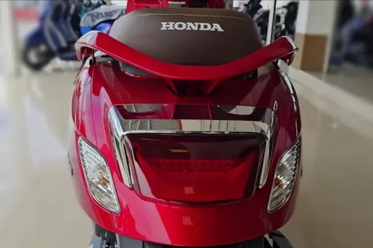 Semakin Glowing Matic Baru Pengganti Honda Scoopy Dirilis Mesin Lebih Besar Dan Non Esaf