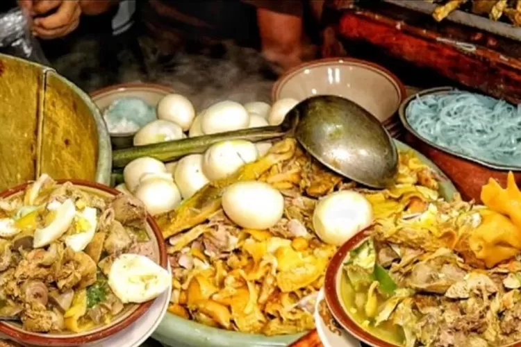 Dibuka Sejak Penjajahan Belanda? Inilah 5 Rekomendasi Tempat Makan Soto ...