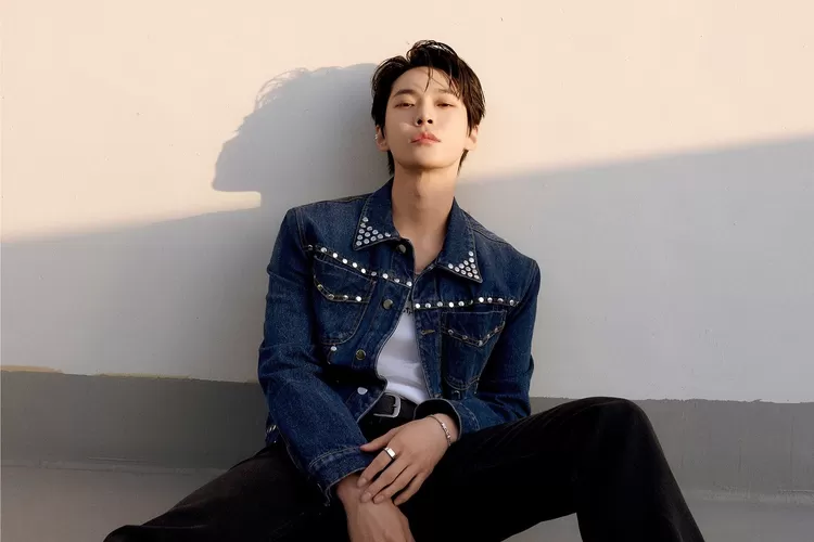 Beli tiket konser Doyoung NCT di ICE BSD hari ini! 