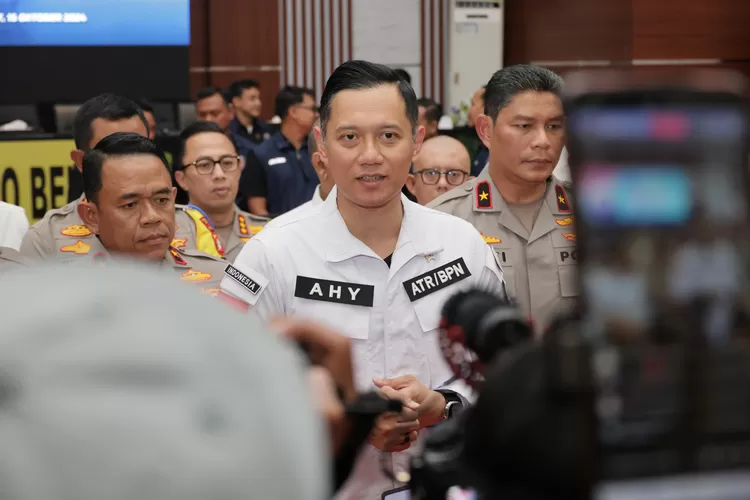 Menteri ATR/BPN AHY minta maaf dan ajak teruskan reformasi agraria, berkomitmen untuk keadilan tanah bagi rakyat Indonesia. (HukamaNews.com)