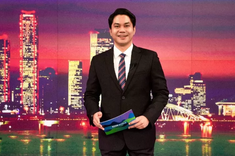 Abdy Azwar]bergabung sebagai anchor di KBS News, salah satu stasiun televisi nasional di Korea Selatan.