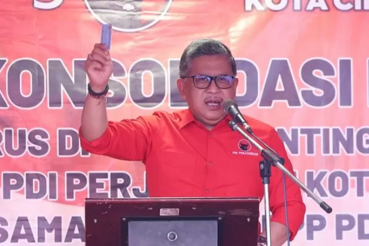 Sekretaris Jenderal PDI Perjuangan Hasto Kristiyanto menyampaikan nota pembelaan atau pleidoi dalam sidang di Pengadilan Negeri Jakarta Pusat, Kamis 10 Juli 2025.