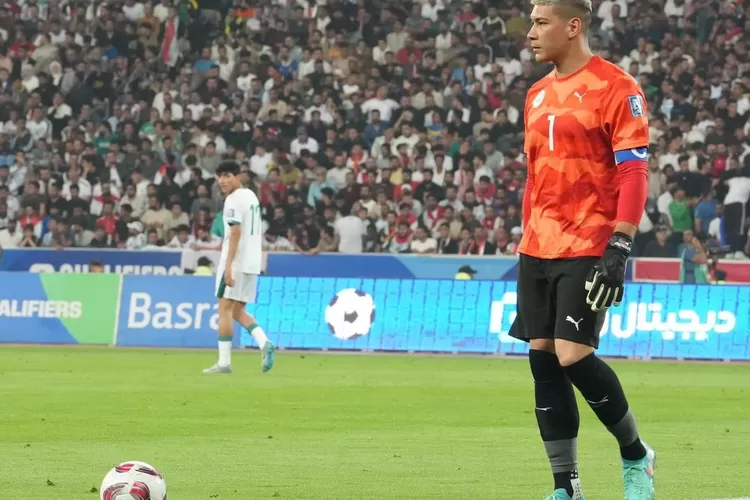 Kapten timnas Filipina Neil Etheridge optimis timnya masih bisa lolos ke babak selanjutnya di kualifikasi Piala Dunia 2026. (Instagram/@Neil Etheridge)