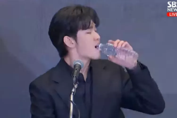 Bantahan Kim Soo Hyun tentang Pacaran dengan Anak di Bawah Umur Dimentahkan Oleh Bukti Keluarga Kim Sae Ron