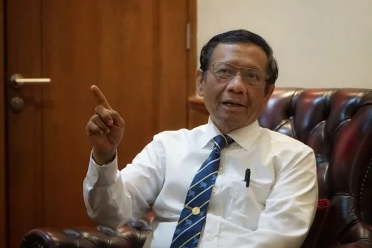 Mahfud MD Tegaskan Kasus Ijazah Jokowi Wajib Diproses Pidana, Bukan Perdata (pinterest)