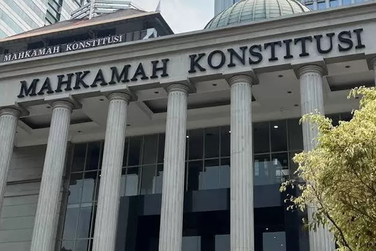 Sidang PHPU Pilkada 2024 digelar MK hari ini dengan 6 gugatan. Simak jadwal, saksi, dan putusan final yang ditunggu publik! (Net / HukamaNews.com)