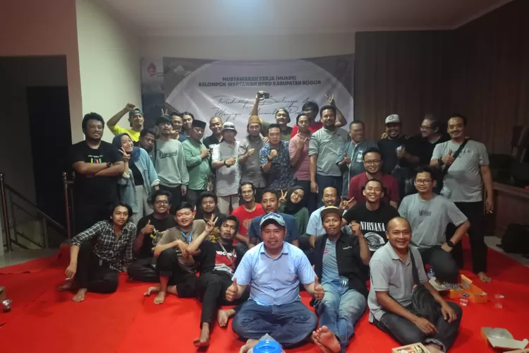 Pokwan DPRD Kabupaten Bogor menggelar Musyawarah Kerja (Muker) di Sekretarit Pokwan DPRD Kabupaten Bogor, Cibinong, Jumat 15 Desember 2023. (Pokwan DPRD Kabupaten Bogor)