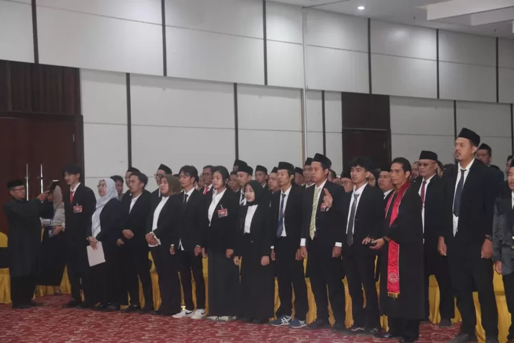 Pelantikan 200 anggota PPK untuk Pilkada Serentak 2024 di Hotel Lorin Sentul Babakanmadang, Kabupaten Bogor, Kamis, 16 Mei 2024. (Humas Pemkab Bogor)