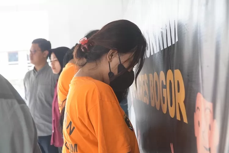 Polres Bogor berhasil meringkus empat pelaku sales judi online (judol). (Polres Bogor)