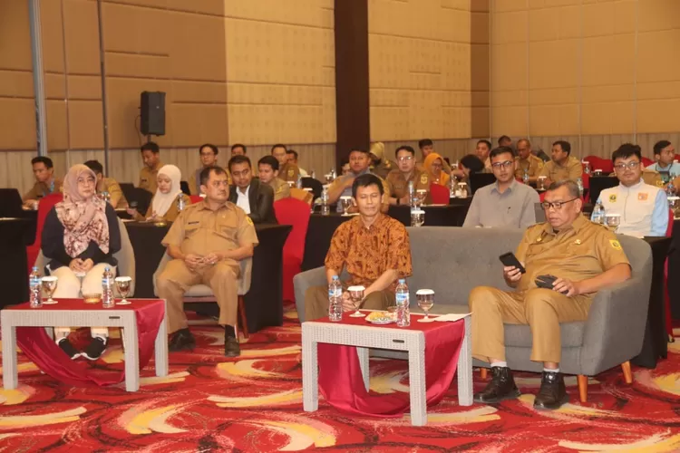 Diskominfo Kabupaten Bogor menggelar&nbsp;rapat koordinasi Cyber Incident Management and Response di Bigland Sentul, Babakanmadang, Senin, 8 Juli 2024. (Humas Pemkab Bogor)