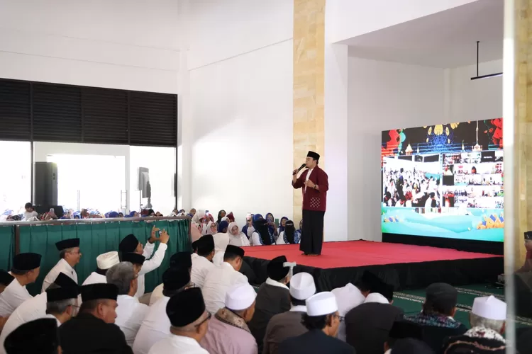 Istighosah Akbar di Masjid Al-Jabar Rest Area Gunung Mas Puncak, Kecamatan Cisarua, Jumat, 9 Agustus 2024. (Humas Pemkab Bogor)