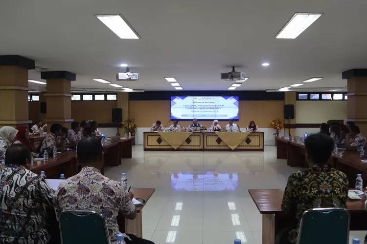 Sosialisasi pemanfaatan Data Center Kabupaten Bogor serta pengenalan ClouDisk di Aula Diskominfo Kabupaten Bogor, Kamis, 19 September 2024. (Humas Pemkab Bogor)