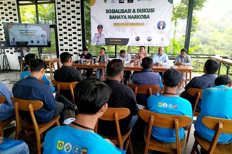 Sosialisasi pencegahan narkoba&nbsp;bertajuk Desa Bersinar&nbsp;di Puncak Ajip Cafe, Desa Tugu Selatan, Kecamatan Cisarua, Kabupaten Bogor,&nbsp;Kamis, 14 November 2024. (Deni)