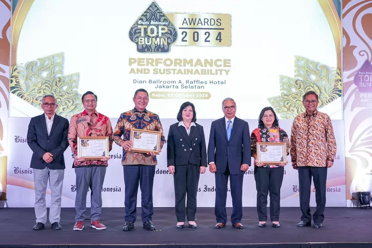 Mengagumkan! BRI Borong 3 Penghargaan di TOP BUMN Awards 2024, Sunarso Raih Predikat Best CEO (Dok. Laros.Id / BRI / Promedia Teknologi Indonesia)