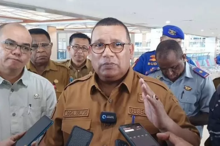 Unjuk Rasa Sopir Angkot di Kota Sorong telah Ditangani Gubernur Musa'ad Anggota DPR RI Robert Kardinal Menanggapinya (Humas Papua Barat Daya)